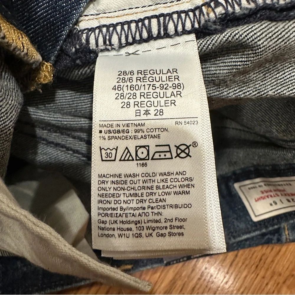 GAP BRAND NEW Women’s Dark Blue Cheeky Straight High Rise Jeans - Picture 6 of 10